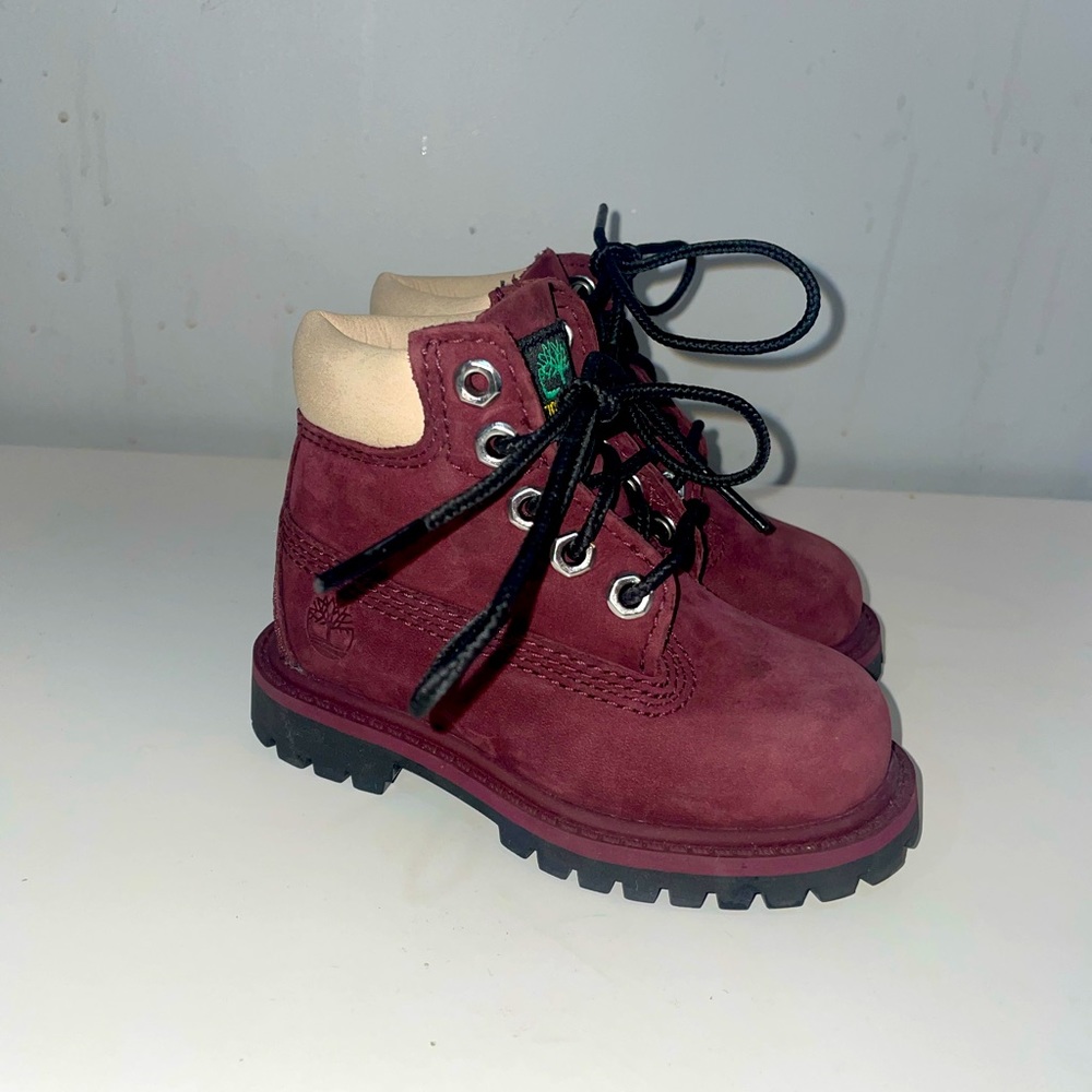 Toddler girl timberlands (never worn)